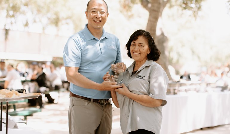Dave Kang recognizes Effie Sanchez
