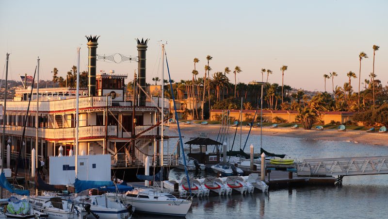 evening sun on paddle steamer retreat 2018