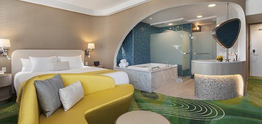 hotel constance room