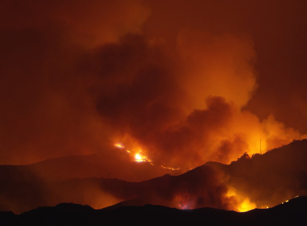 Image of a wildfire burning