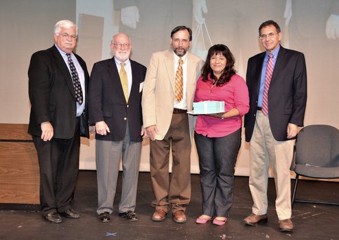 photo of Maria I. Lopez with Caltech dignitaries